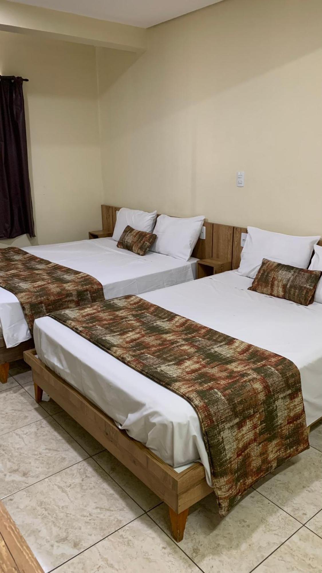 Infinity Hotel Гоянія Екстер'єр фото