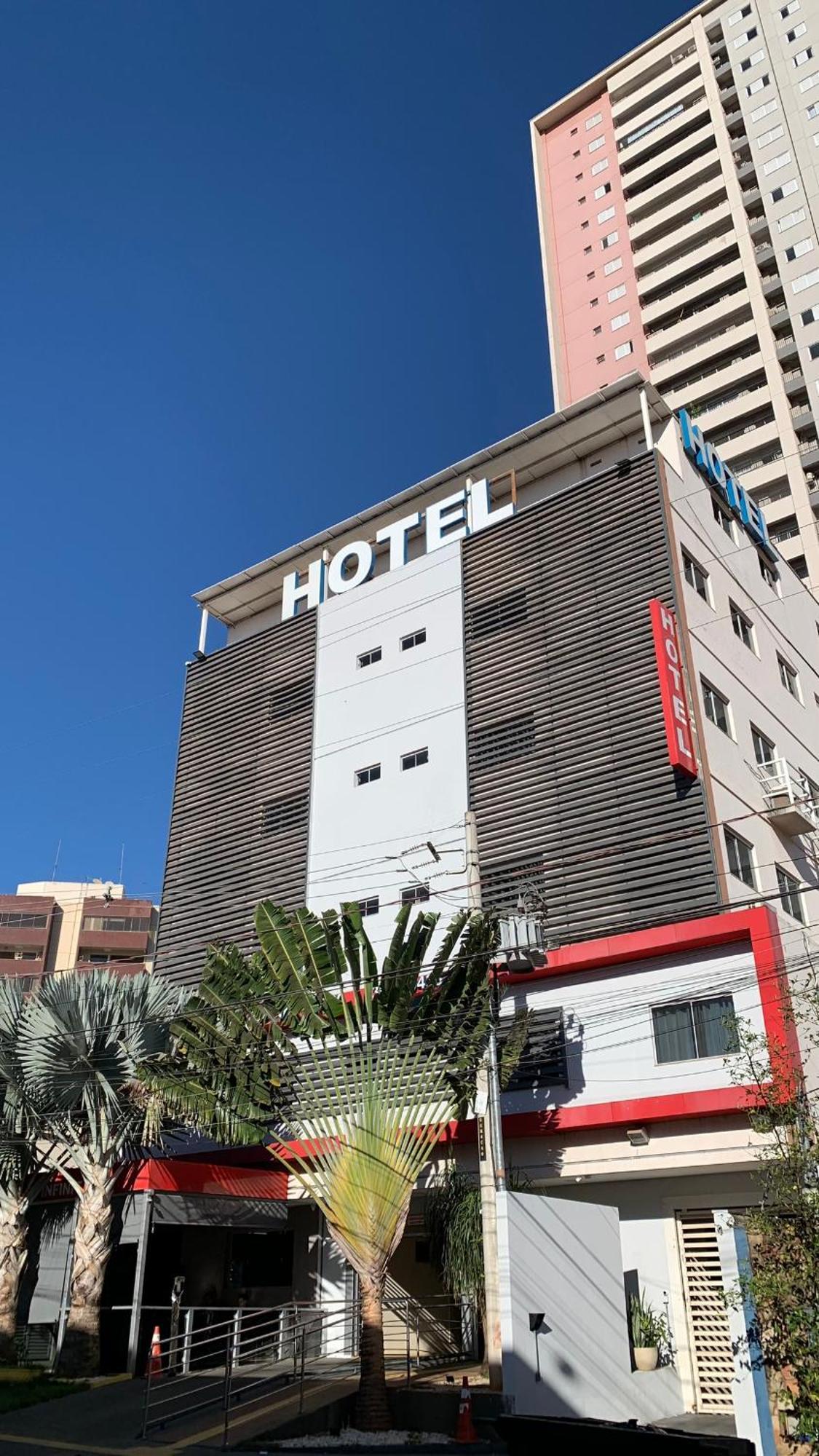 Infinity Hotel Гоянія Екстер'єр фото